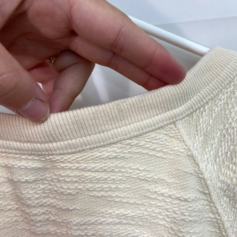 NEW Universal Thread women's cream sleeveless thick knit‎ textured vest top M